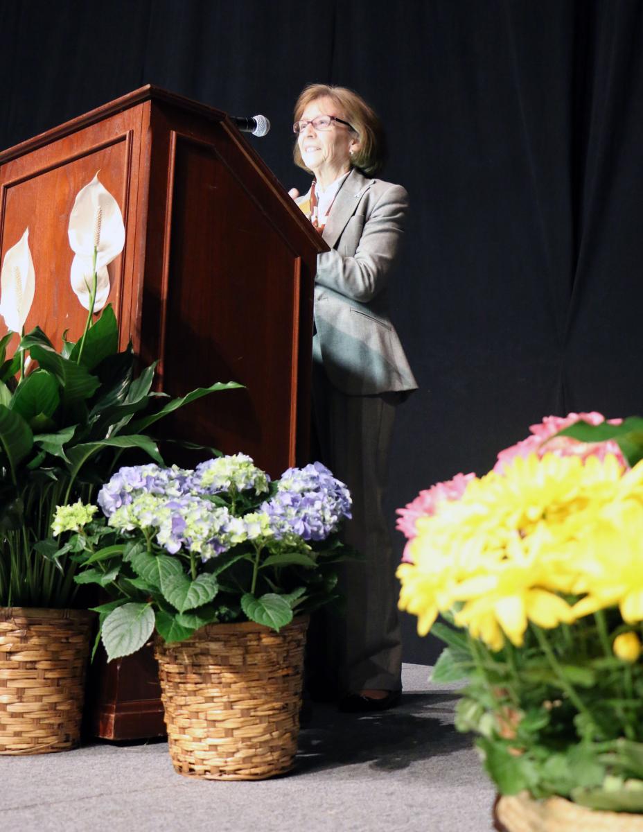 Dean Melba Spooner welcomes everyone to the annual Scholarship Luncheon